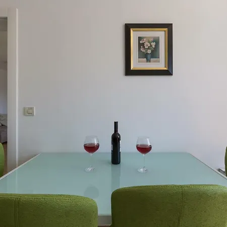 Apartamento Pavic - Private Parking Zadar