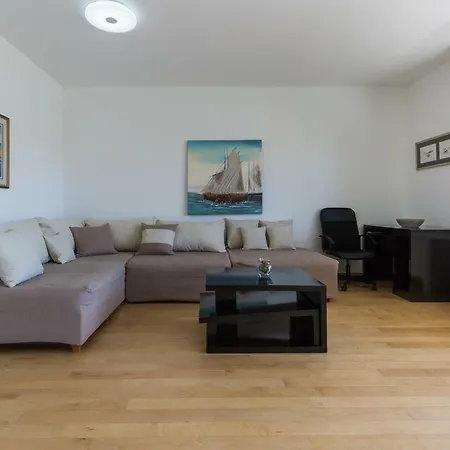 Apartamento Pavic - Private Parking *