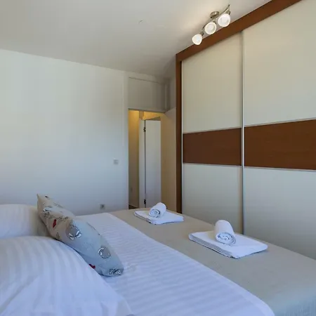 Apartamento Pavic - Private Parking Zadar