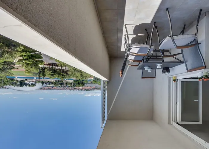 Pavic - Private Parking * Zadar